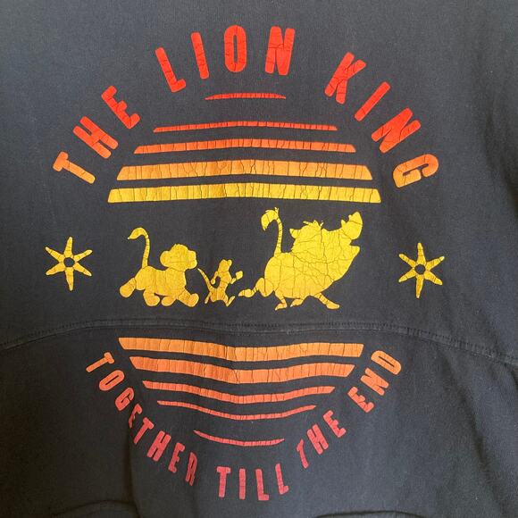 Disney The Lion King Hakuna Matata Dark Blue Cropped Spirit Jersey Size Medium - Picture 2 of 9